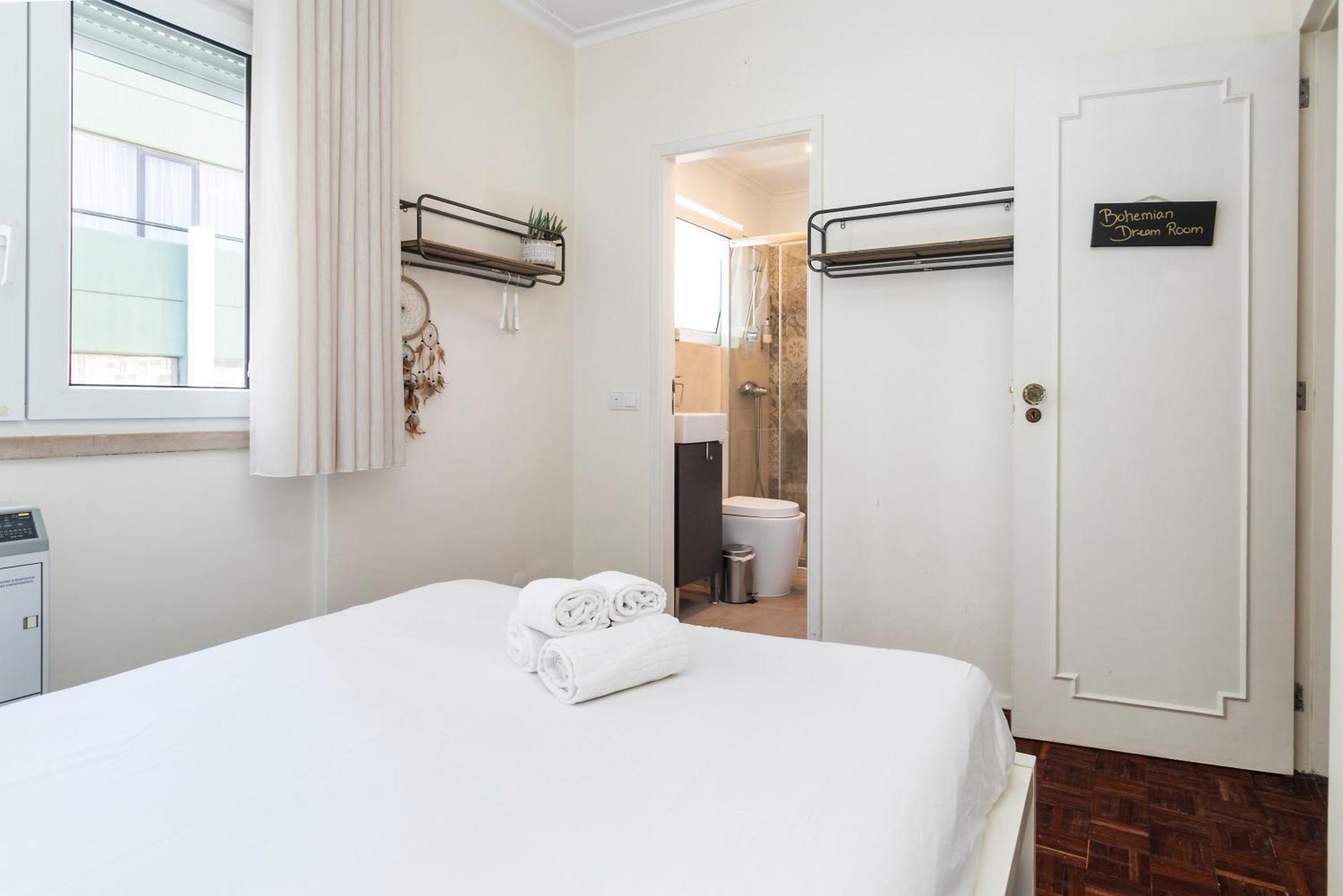 Nesha Lucky Nr. 23 Gæstehus Lisboa